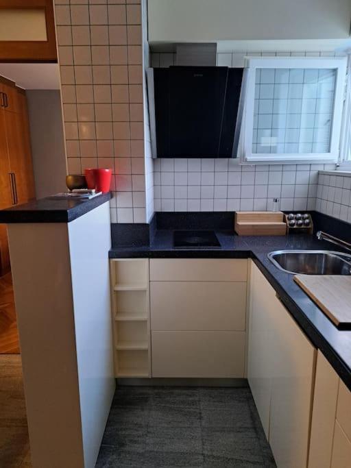 Apartment Carrington Дубровник Екстериор снимка